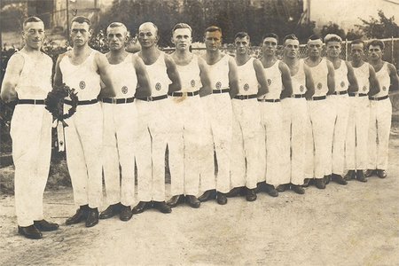 Musterriege des Turnvereins im Jahr 1933
